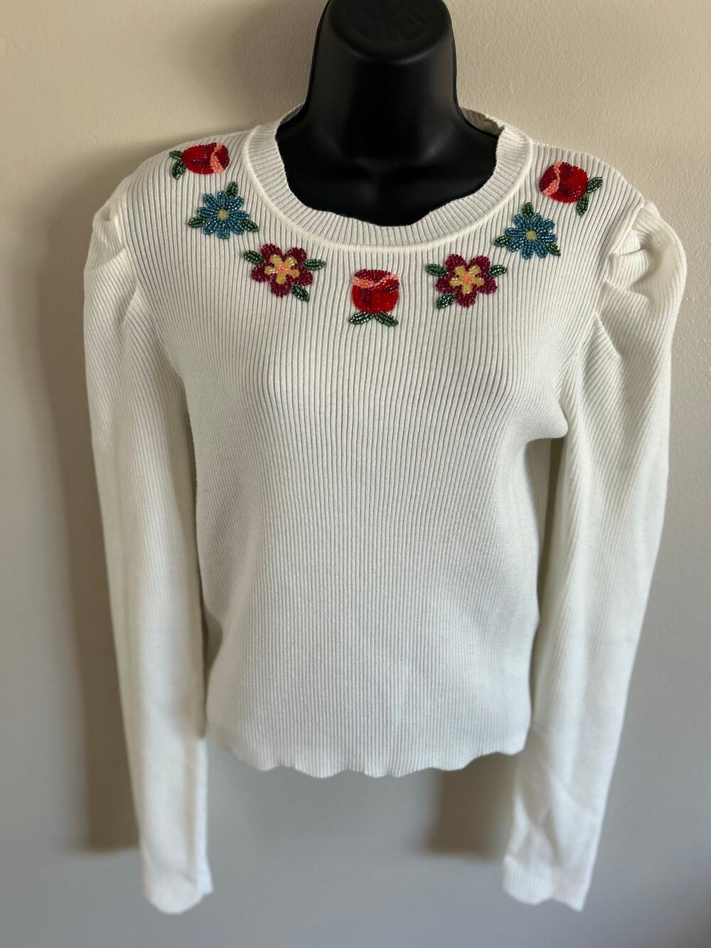 FARM Rio Off White Flower Embroidery Beaded Knit Sweater S Puff Sleeve